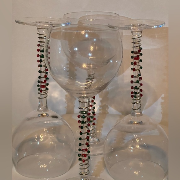 Set of 4 Lenox Festive Balloon Glasses with beads on stems - Picture 9 of 13